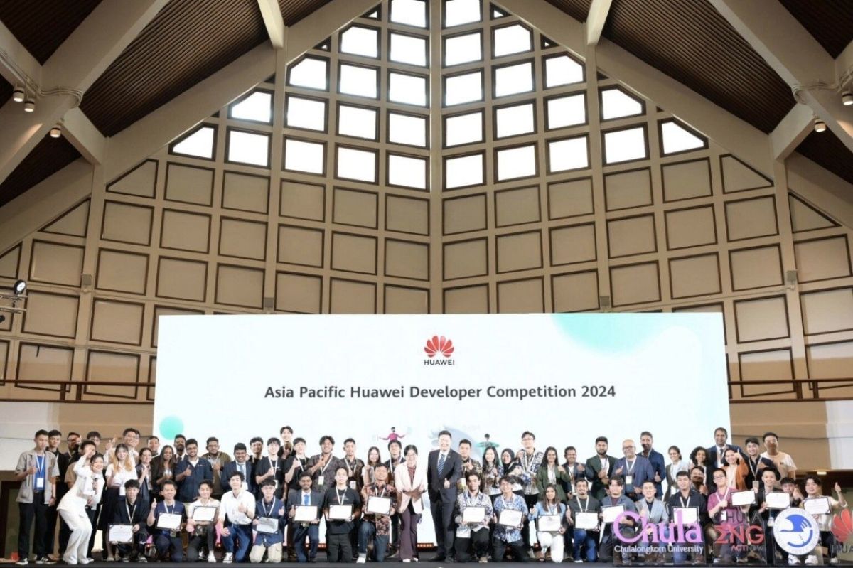 ITB Students Build Cloud-Based System for Smart Buildings, Reach Final of Huawei Global Competition