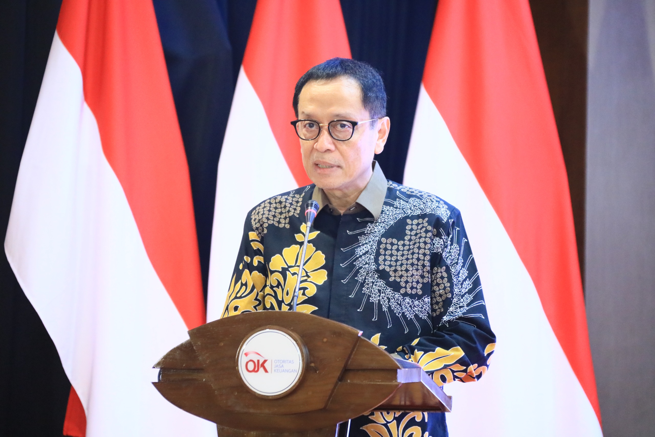 OJK Supports New Export Forex Regulation to Boost Economy