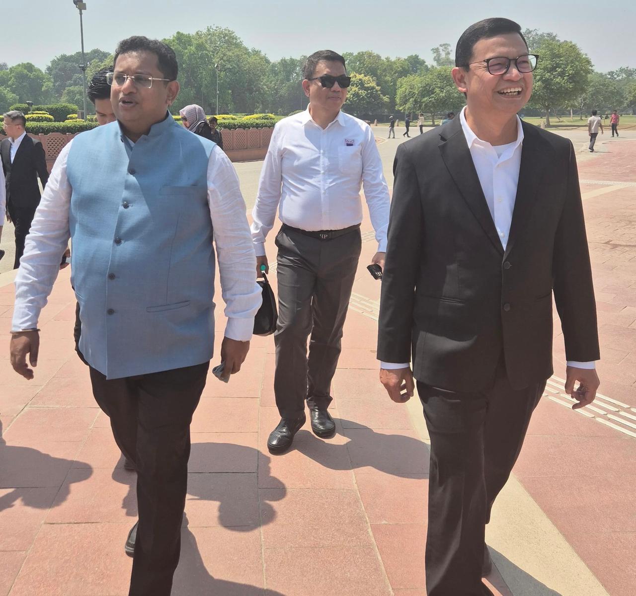 Indonesia and India Forge Strategic Pharmaceutical Partnership Worth 1 Trillion Rupiah