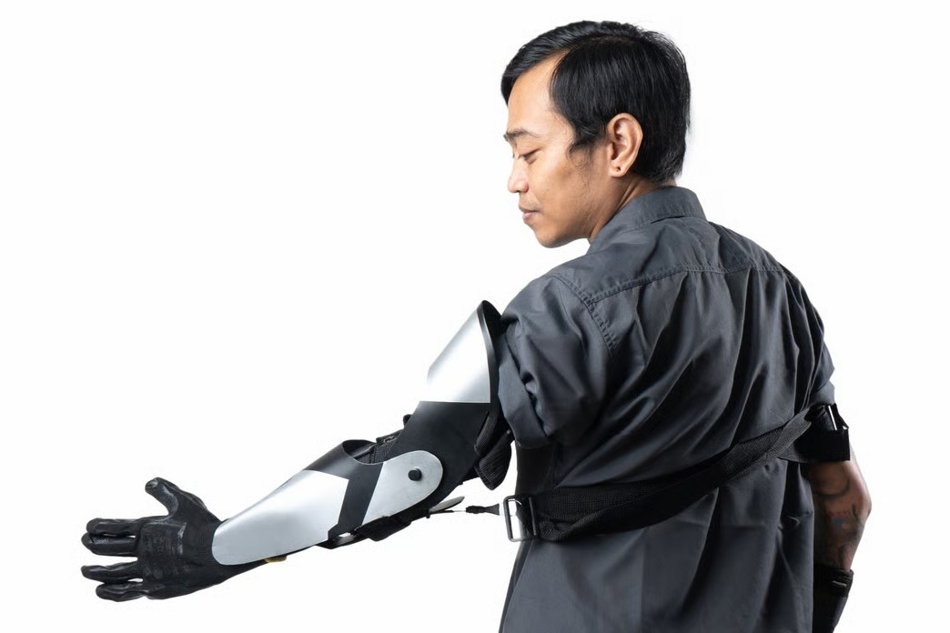 Indonesian Startup Partners with Malaysia to Develop AI-Powered Prosthetics